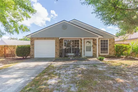 7703 Robert E Lee Rd, Tampa, FL 33637