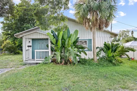 8452 6th St N, Saint Petersburg, FL 33702