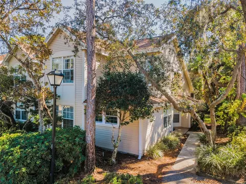 2182 Clover Hill Rd, Palm Harbor, FL 34683