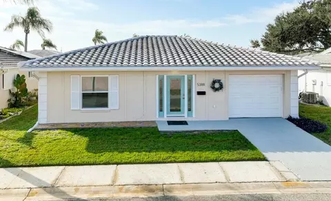 5388 Acacia Trl N, Pinellas Park, FL 33782