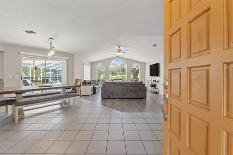 Entry Way - 640 E Hartford St, Hernando, FL 34442 photo 2 of 3