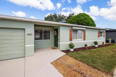 5851 44th Ave N, Kenneth City, FL 33709