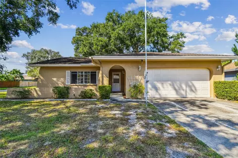 2102 Grove Valley Ave, Palm Harbor, FL 34683