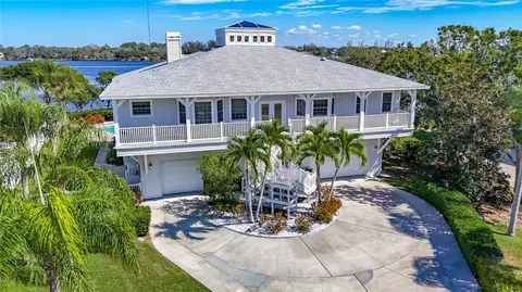 1508 Riverside Dr, Tarpon Springs, FL 34689
