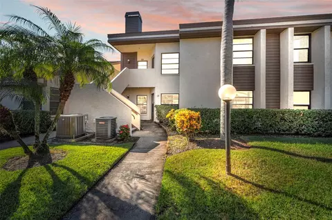 2850 Countrybrook Dr #13, Palm Harbor, FL 34684