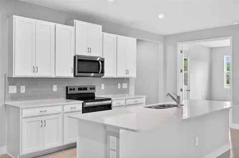 Kitchen - 12459 49th St E, Parrish, FL 34219 photo 2 of 2