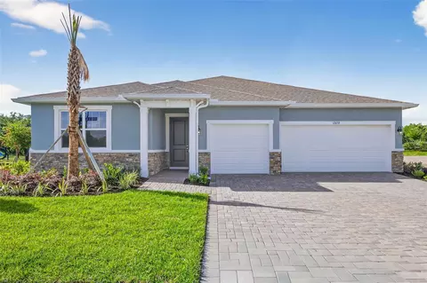 Exterior - 12459 49th St E, Parrish, FL 34219 photo 2 of 10