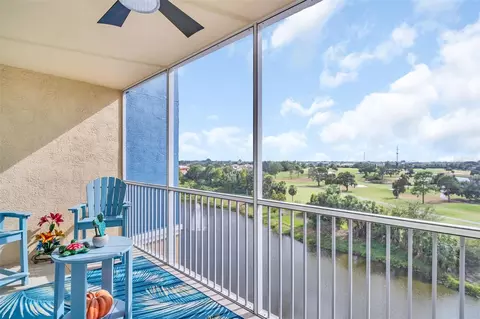 960 Starkey Rd #7505, Largo, FL 33771
