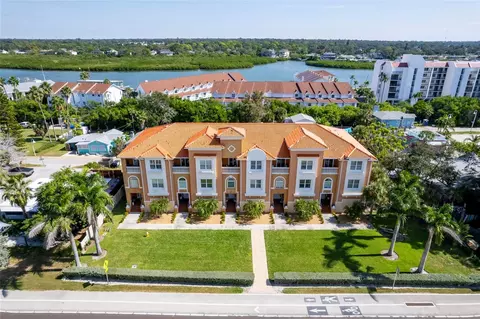 19217 Gulf Blvd, Indian Shores, FL 33785