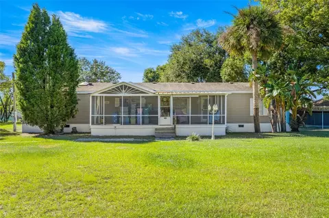 714 Burning Arrow Pl, Plant City, FL 33566