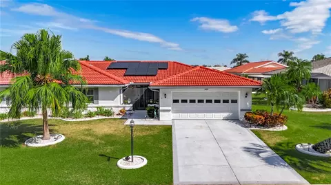 1603 Weatherford Dr, Sun City Center, FL 33573