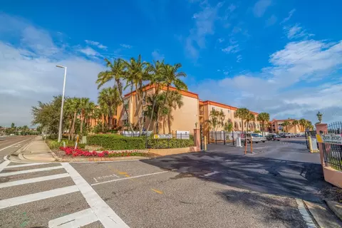 8911 Blind Pass Rd #319, Saint Pete Beach, FL 33706