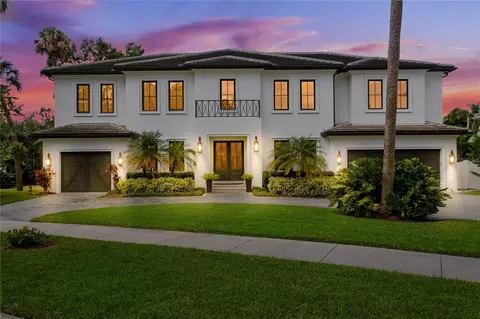 4511 W Swann Ave, Tampa, FL 33609