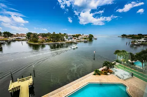 1365 Snell Isle Blvd NE #5D, Saint Petersburg, FL 33704