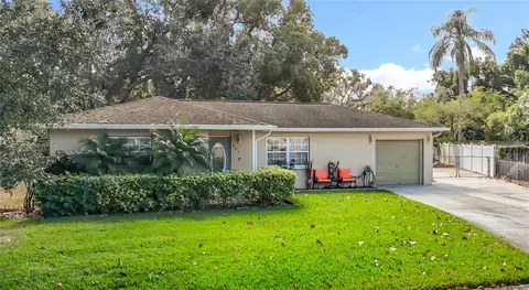501 Pheasant Pl, Brandon, FL 33510