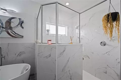 Bath - 1722 Reflection Ln, Saint Cloud, FL 34771 photo 3 of 4