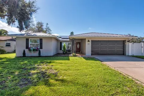 12934 83rd Ave, Seminole, FL 33776