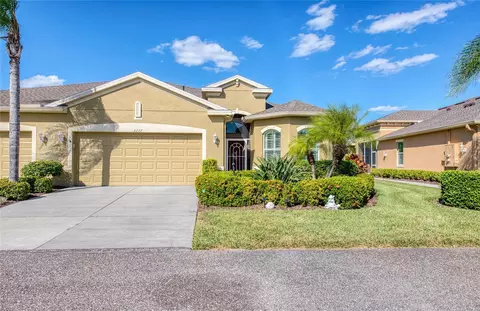 2227 Nottingham Greens Dr, Sun City Center, FL 33573