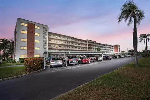 5501 80th St N #405, Saint Petersburg, FL 33709