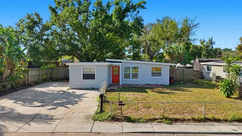 8148 Bayou Dr, Seminole, FL 33777