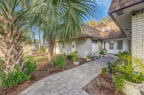 18405 Tomlinson Dr, Lutz, FL 33549