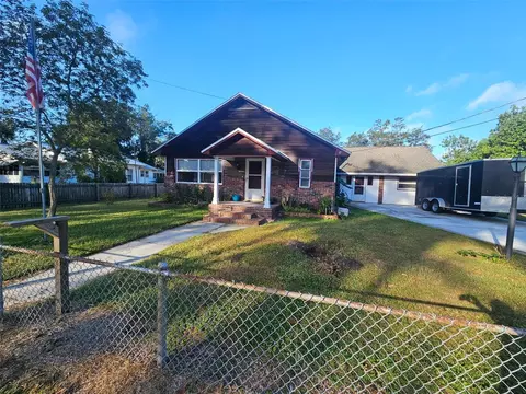 1109 N Burton St, Plant City, FL 33563