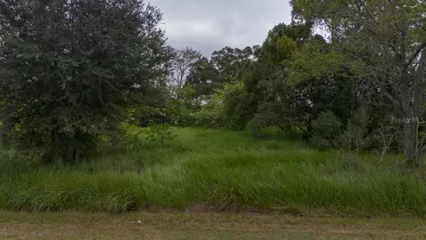 Laurel Ct, Ocala, FL 34478