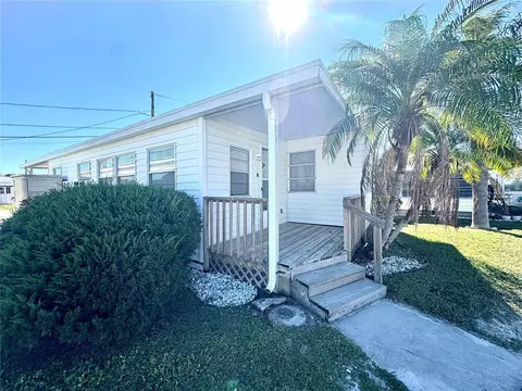 440 Denice Dr, Seminole, FL 33772