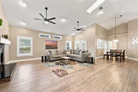 Living - 504 Covington Park St, Seffner, FL 33584 photo 1 of 3