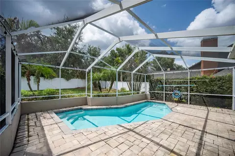 Exterior - 504 Covington Park St, Seffner, FL 33584 photo 5 of 11
