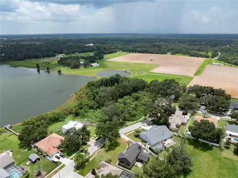 View/Area - 504 Covington Park St, Seffner, FL 33584 photo 6 of 7