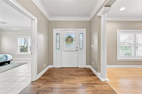 Entry Way - 504 Covington Park St, Seffner, FL 33584 photo 3 of 4