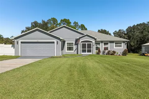 9601 Oakwood Dr, Lake Wales, FL 33898