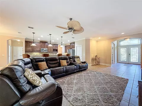 Living - 335 Cockle Shell Loop, Apollo Beach, FL 33572 photo 3 of 4