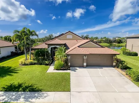 Exterior - 335 Cockle Shell Loop, Apollo Beach, FL 33572 photo 2 of 15