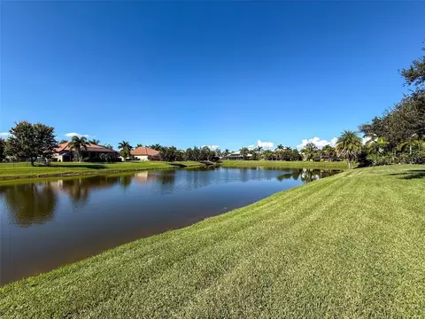 View/Area - 335 Cockle Shell Loop, Apollo Beach, FL 33572 photo 5 of 27