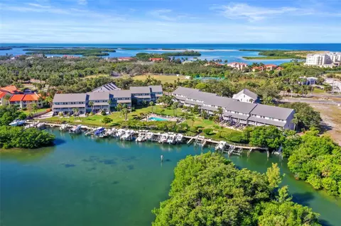 1355 Pinellas Bayway S #19, Tierra Verde, FL 33715