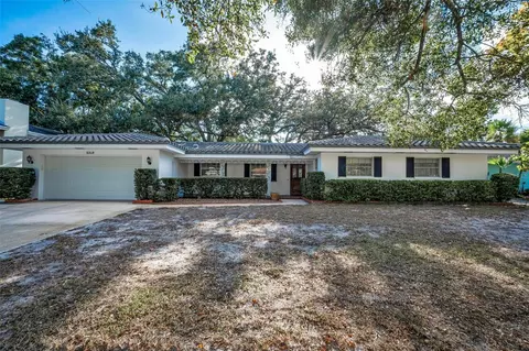 2218 Hennesen Dr, Clearwater, FL 33764