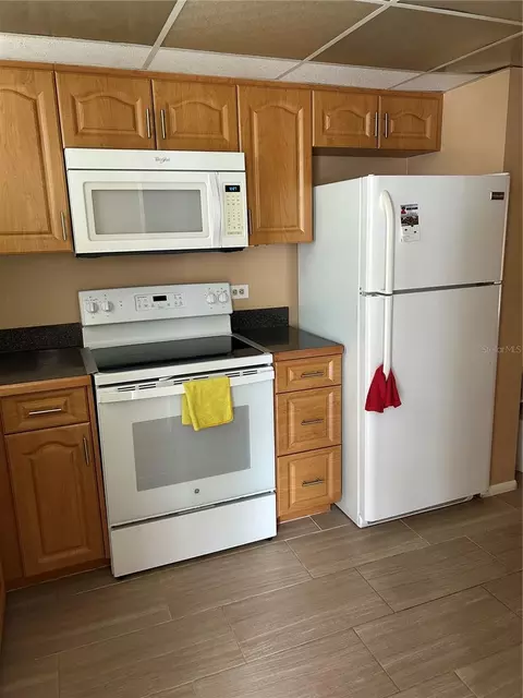 Kitchen - 108 Clocktower Dr #261, Brandon, FL 33510 photo 1 of 4