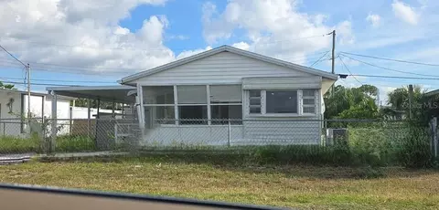 4244 Buena Vista Ln, Holiday, FL 34691