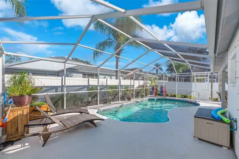 2616 Vinedale Ave, Valrico, FL 33596