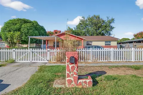 7010 S Sandhurst Dr, Tampa, FL 33619