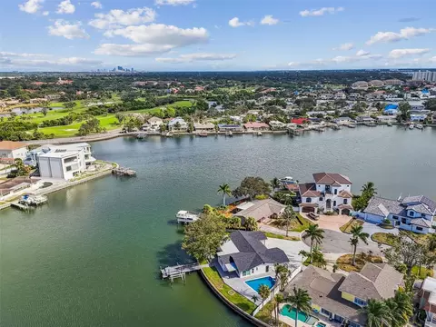 1514 Sea Gull Dr S, Saint Petersburg, FL 33707
