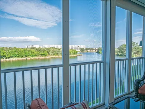 6401 99th Way N #15C, Saint Petersburg, FL 33708