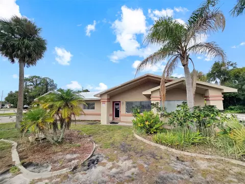 600 N Eustis St, Eustis, FL 32726 photo 2