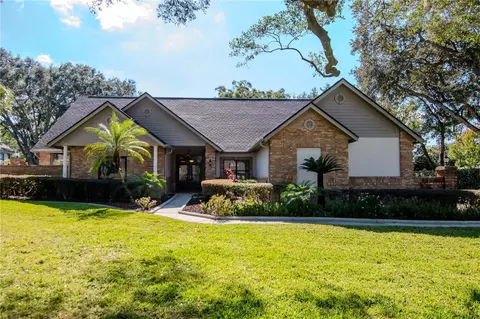 4511 Country Gate Ct, Valrico, FL 33594