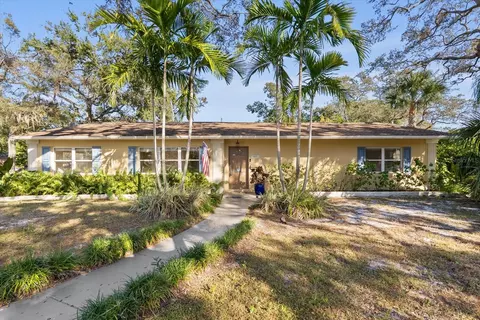 441 47th St N, Saint Petersburg, FL 33713