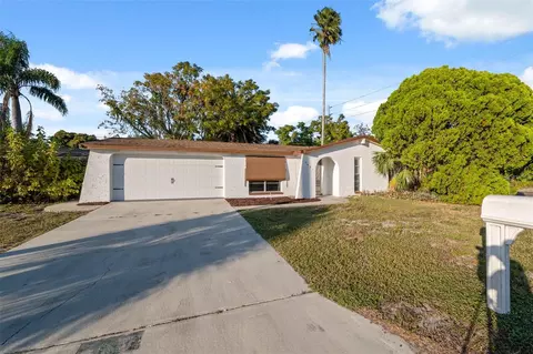 7431 Buchanan Dr, Port Richey, FL 34668