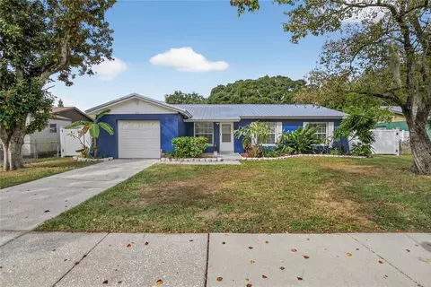 221 Faithway Dr, Seffner, FL 33584