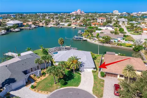 251 S Isle Dr, Saint Pete Beach, FL 33706
